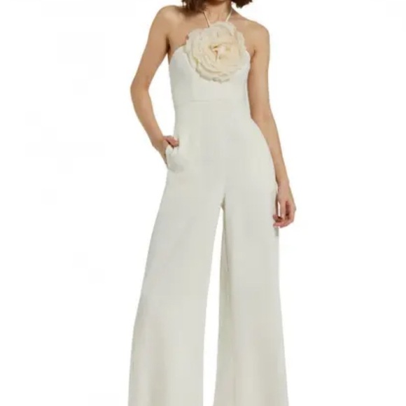 Mac Duggal Ivory Crepe Halter Neck Flower Detail Jumpsuit - Picture 5 of 16